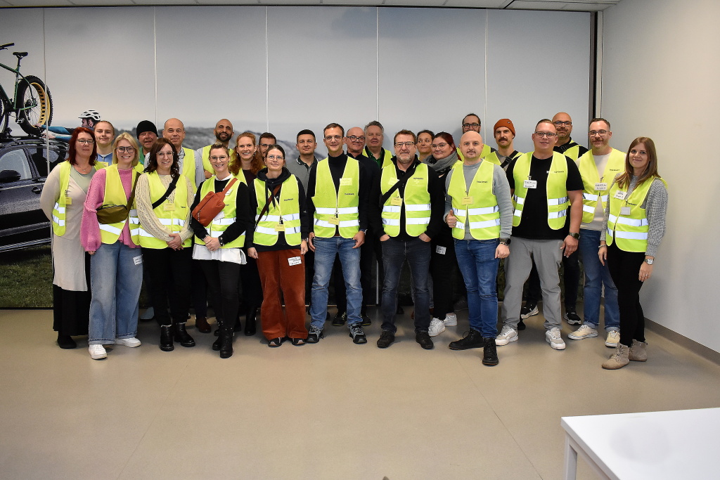 Alle Besucher der Thule-Produktionsstätte Pila in Polen